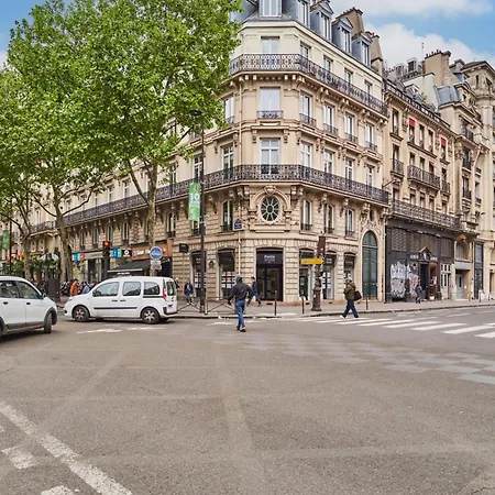 Center Of By Prestige * Paris