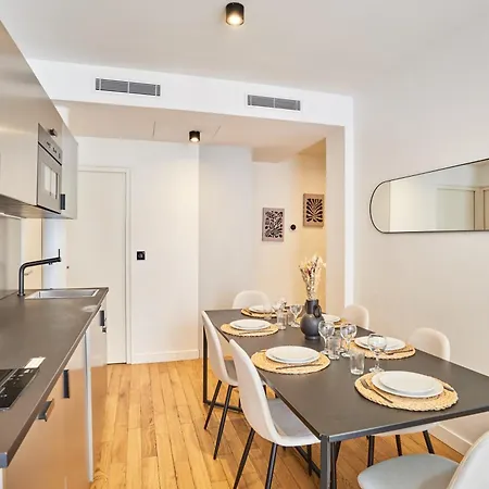 Center Of By Prestige Apartment