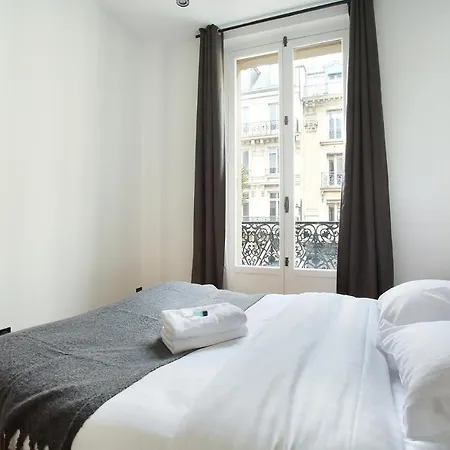 Center Of By Prestige * Paris