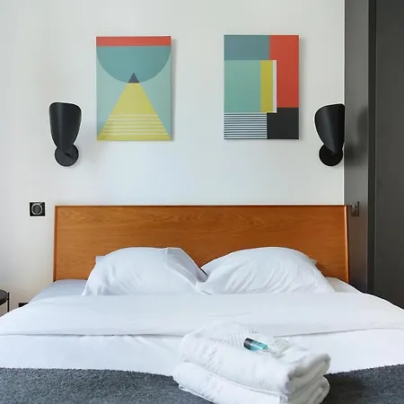 Center Of By Prestige Párizs