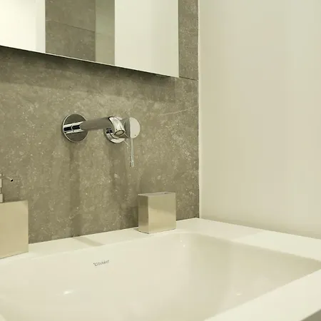 Appartement Center Of By Prestige Parijs